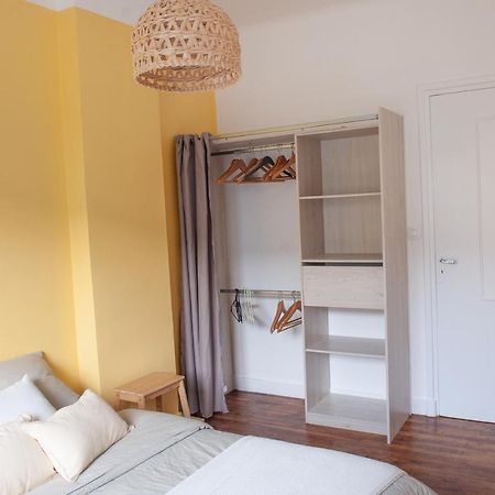 Appartement Spacieux Avec Balcon Et Parking بريست المظهر الخارجي الصورة