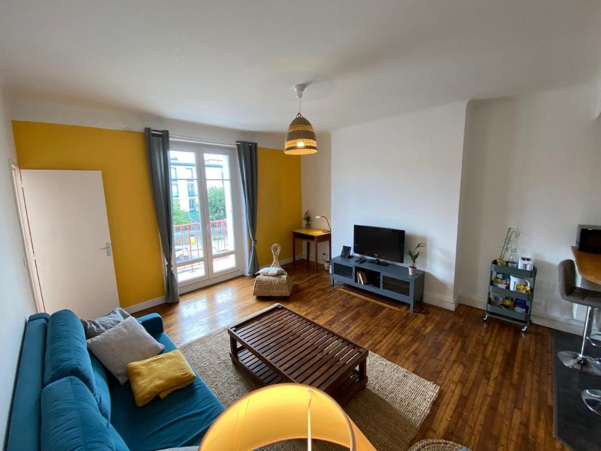 Appartement Spacieux Avec Balcon Et Parking بريست المظهر الخارجي الصورة