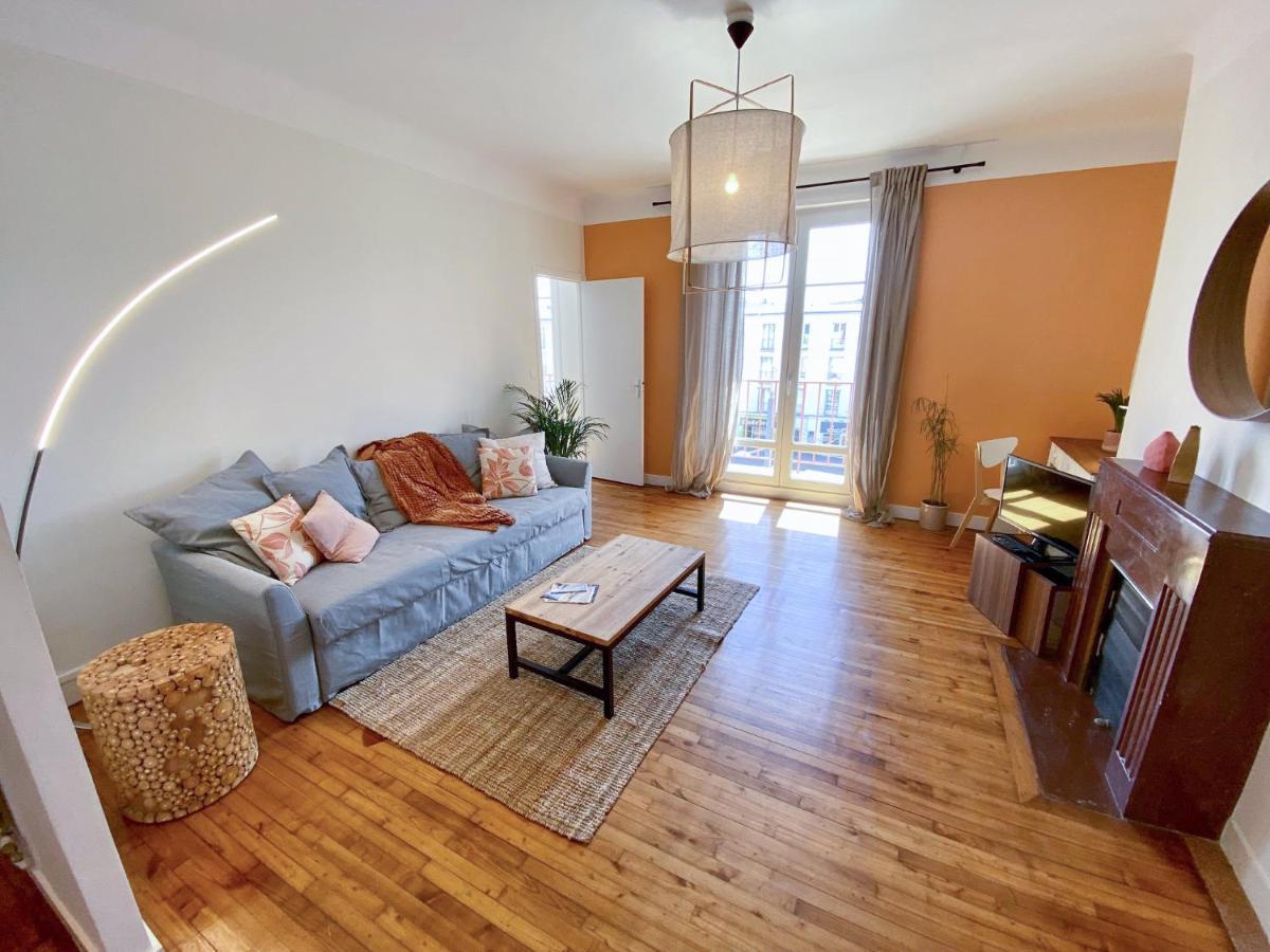 Appartement Spacieux Avec Balcon Et Parking بريست المظهر الخارجي الصورة