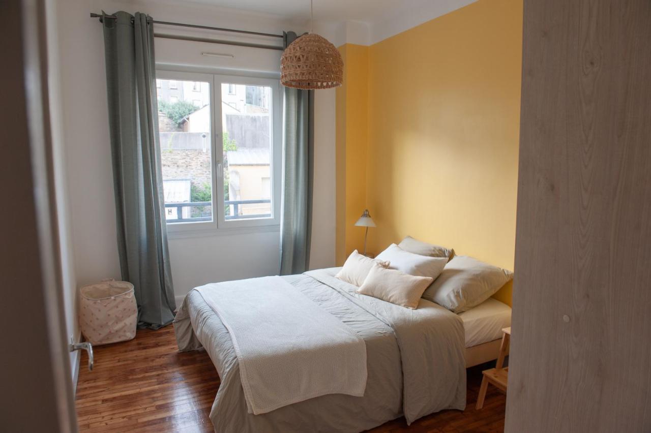 Appartement Spacieux Avec Balcon Et Parking بريست المظهر الخارجي الصورة